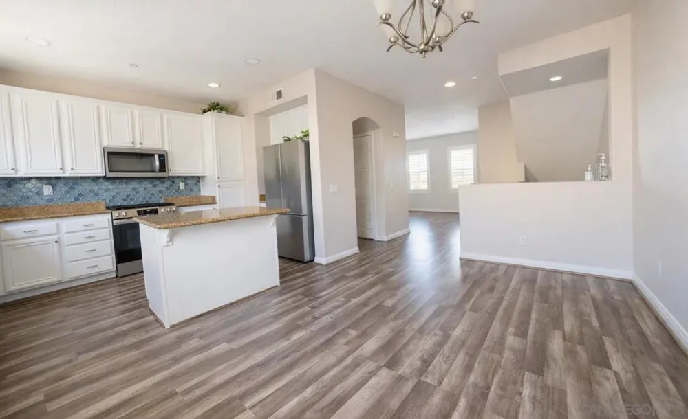 7370 La Mesita Place #9 La Mesa, CA 91942