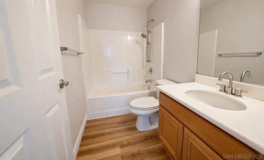 7370 La Mesita Place #9 La Mesa, CA 91942