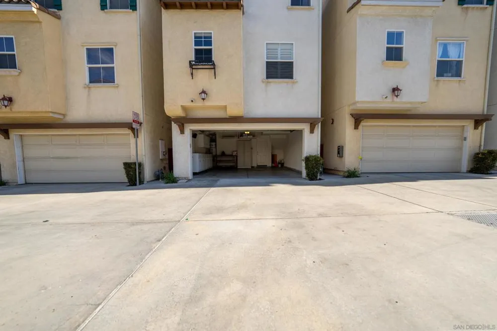 7370 La Mesita Place #9 La Mesa, CA 91942