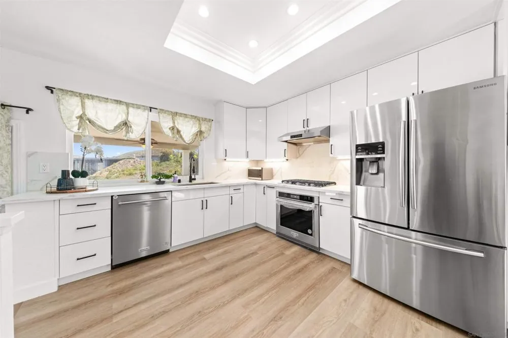 12485 Via Cabezon San Diego, CA 92129