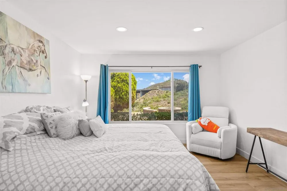 12485 Via Cabezon San Diego, CA 92129