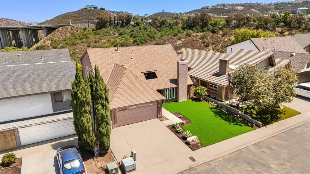 12485 Via Cabezon San Diego, CA 92129