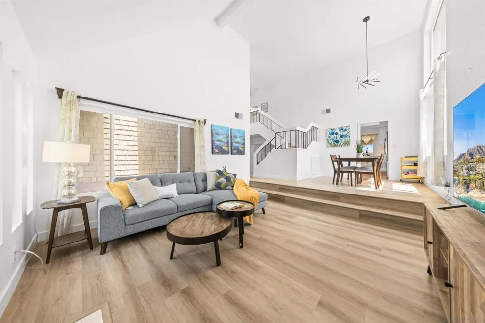 12485 Via Cabezon San Diego, CA 92129
