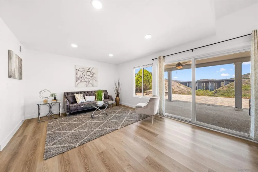 12485 Via Cabezon San Diego, CA 92129
