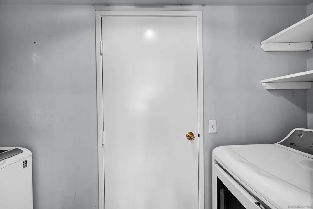 9325 Babauta Rd #8 San Diego, CA 92129