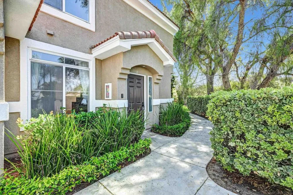 9325 Babauta Rd #8 San Diego, CA 92129
