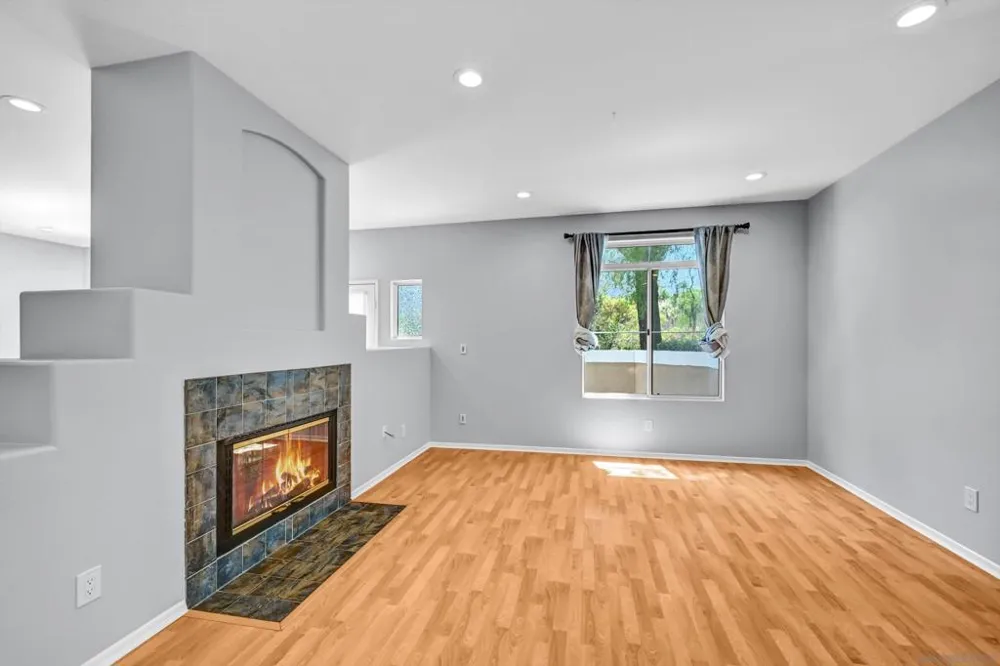 9325 Babauta Rd #8 San Diego, CA 92129