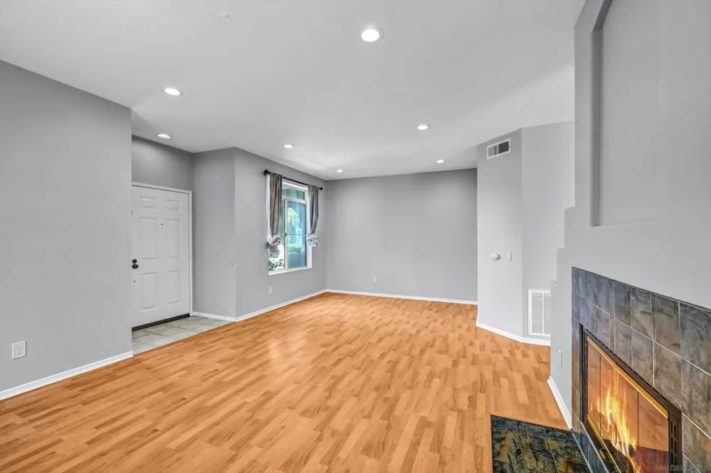 9325 Babauta Rd #8 San Diego, CA 92129