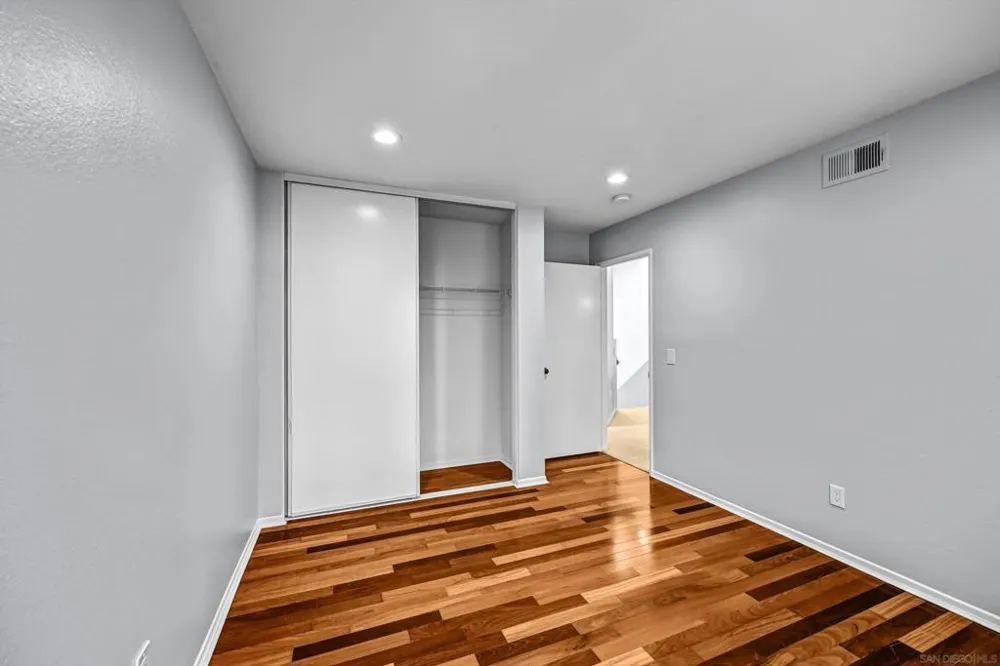 9325 Babauta Rd #8 San Diego, CA 92129
