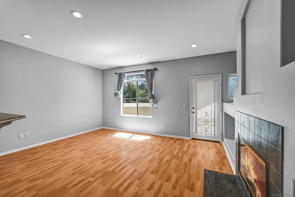 9325 Babauta Rd #8 San Diego, CA 92129