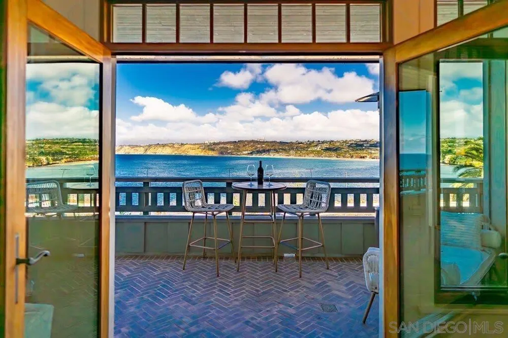 1249 Coast Blvd La Jolla, CA 92037