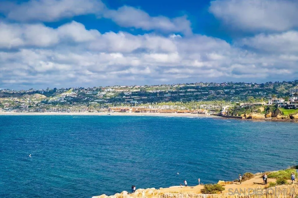 1249 Coast Blvd La Jolla, CA 92037