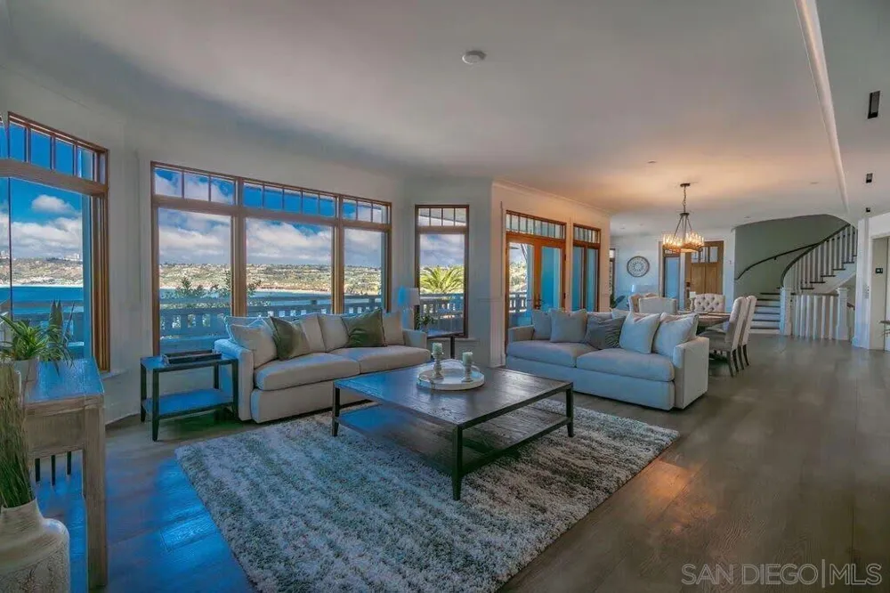 1249 Coast Blvd La Jolla, CA 92037