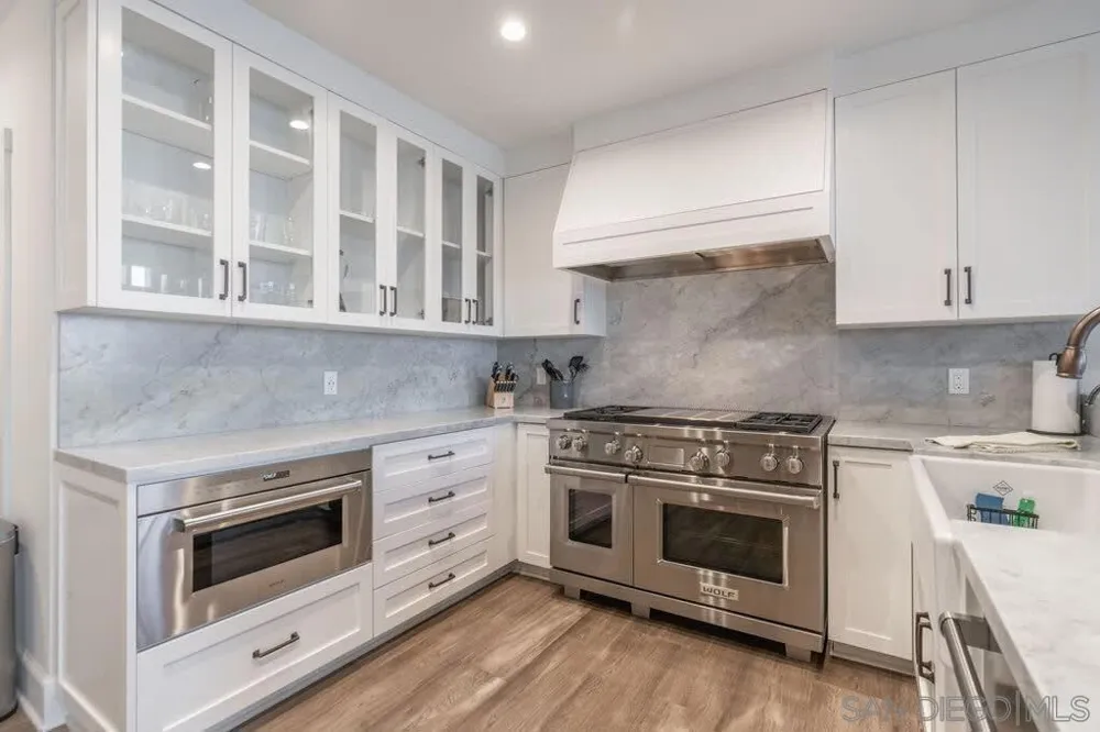 1249 Coast Blvd La Jolla, CA 92037