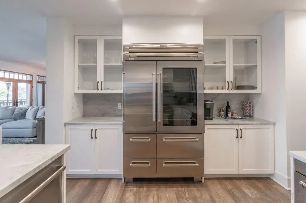 1249 Coast Blvd La Jolla, CA 92037