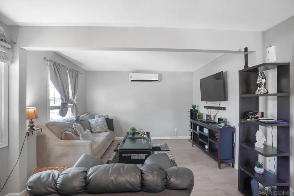 1138 Purdy St Spring Valley, CA 91977