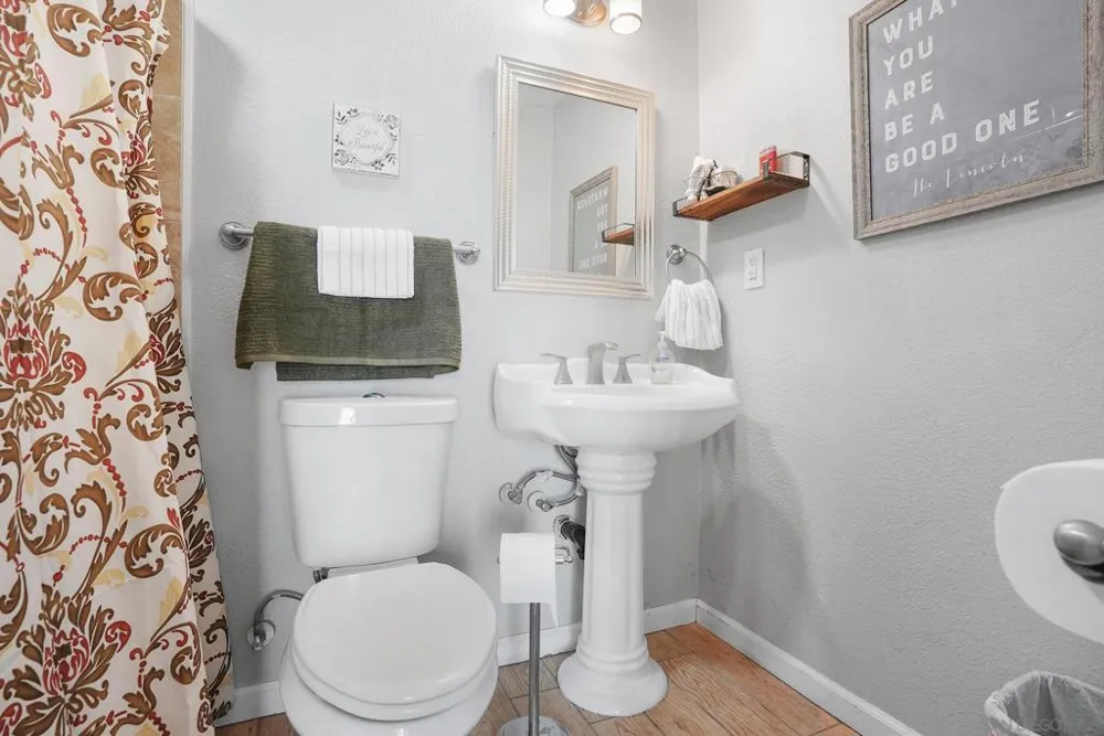 1138 Purdy St Spring Valley, CA 91977
