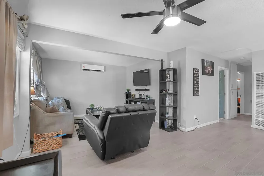 1138 Purdy St Spring Valley, CA 91977