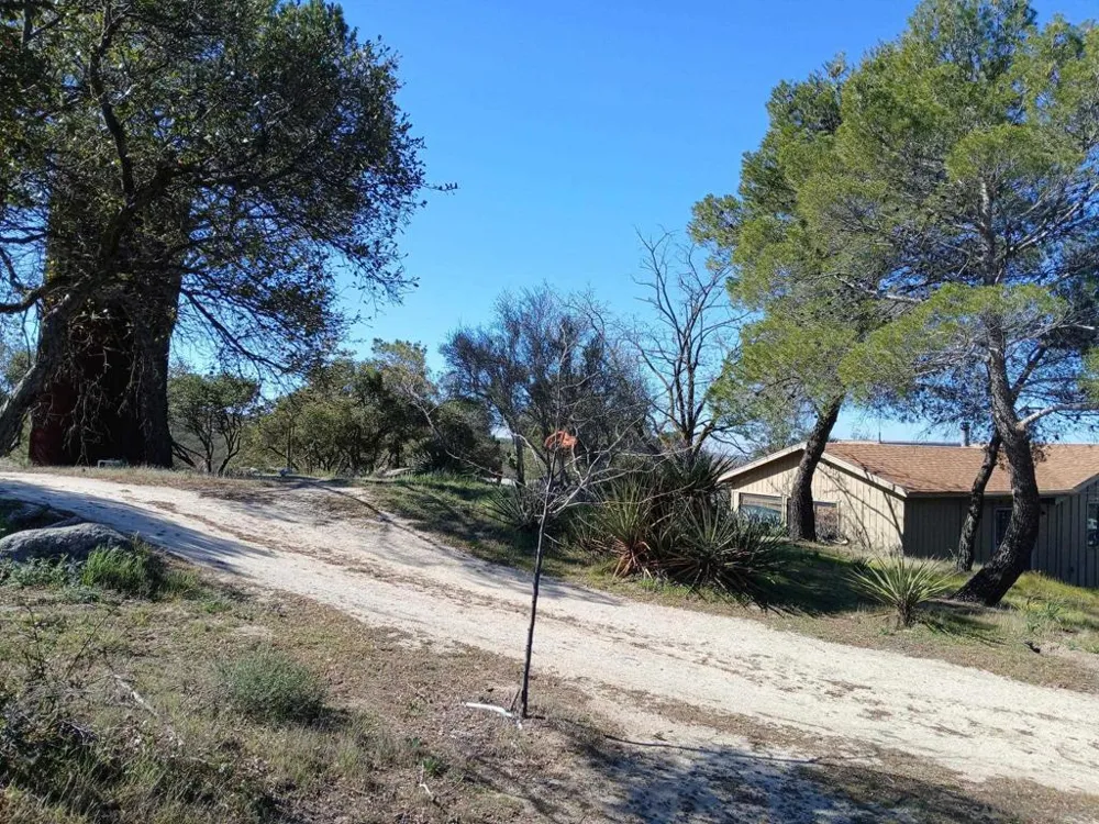 1576 Tierra Del Sol Road Boulevard, CA 91905