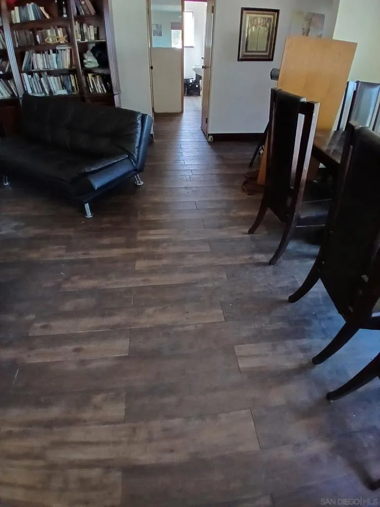 1576 Tierra Del Sol Road Boulevard, CA 91905