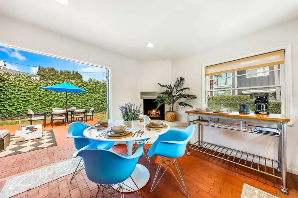723 Arenas La Jolla, CA 92037