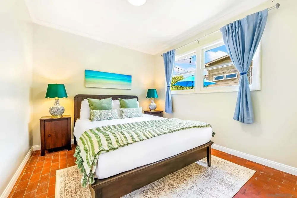 723 Arenas La Jolla, CA 92037