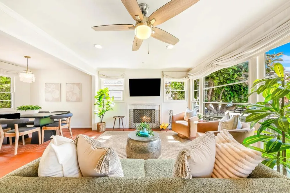723 Arenas La Jolla, CA 92037