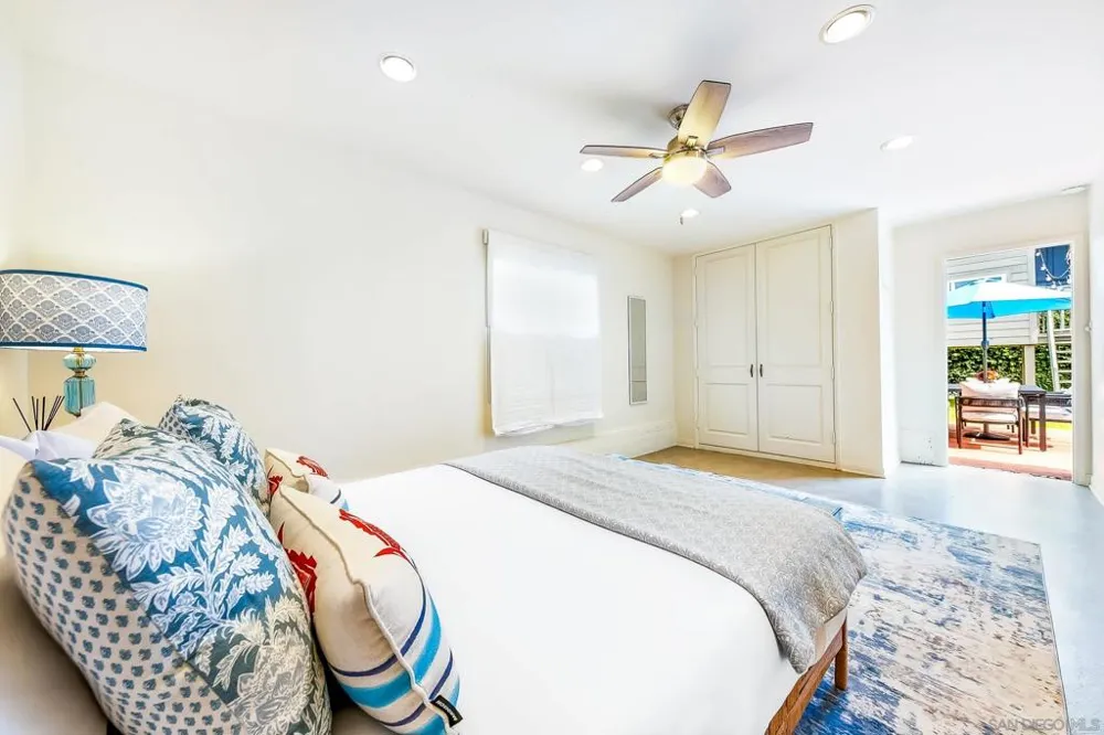723 Arenas La Jolla, CA 92037