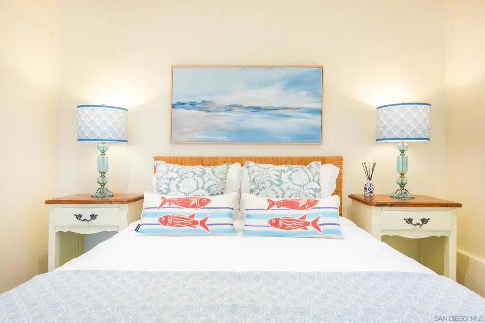 723 Arenas La Jolla, CA 92037