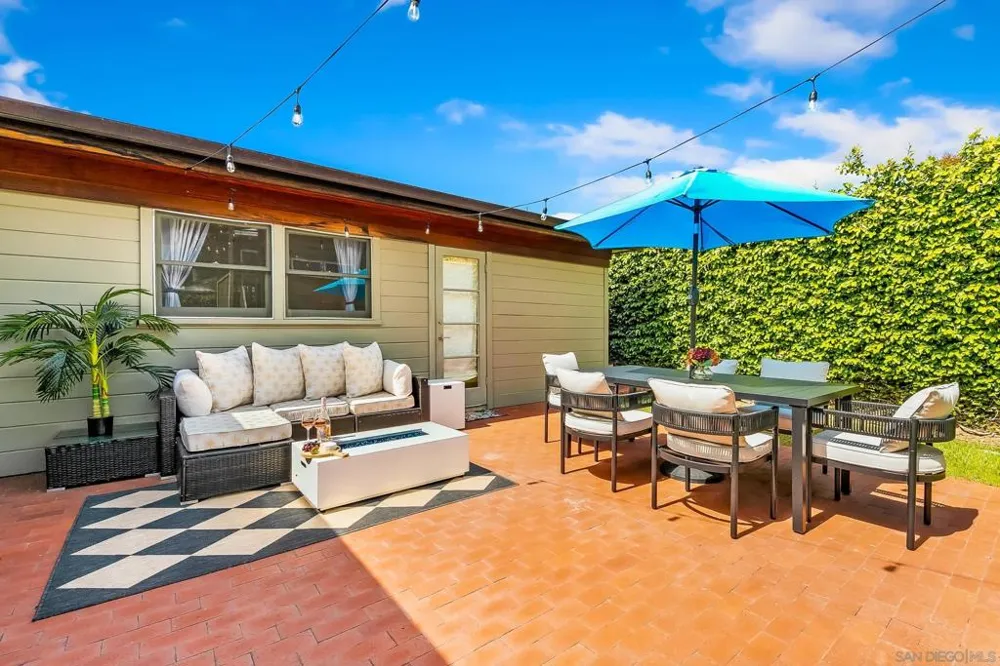 723 Arenas La Jolla, CA 92037
