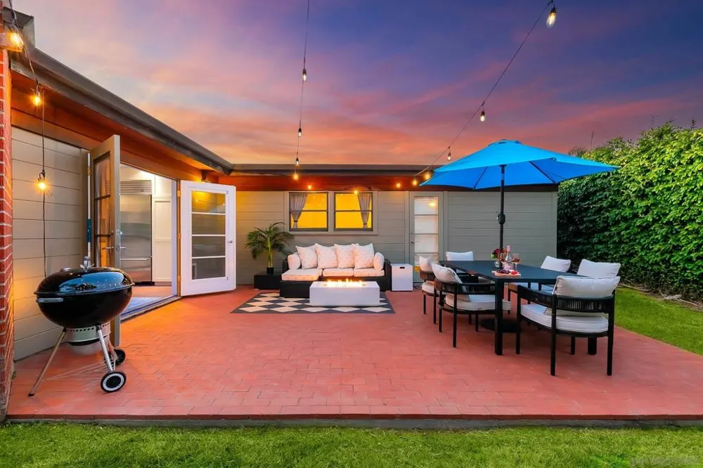 723 Arenas La Jolla, CA 92037