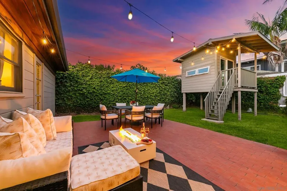 723 Arenas La Jolla, CA 92037