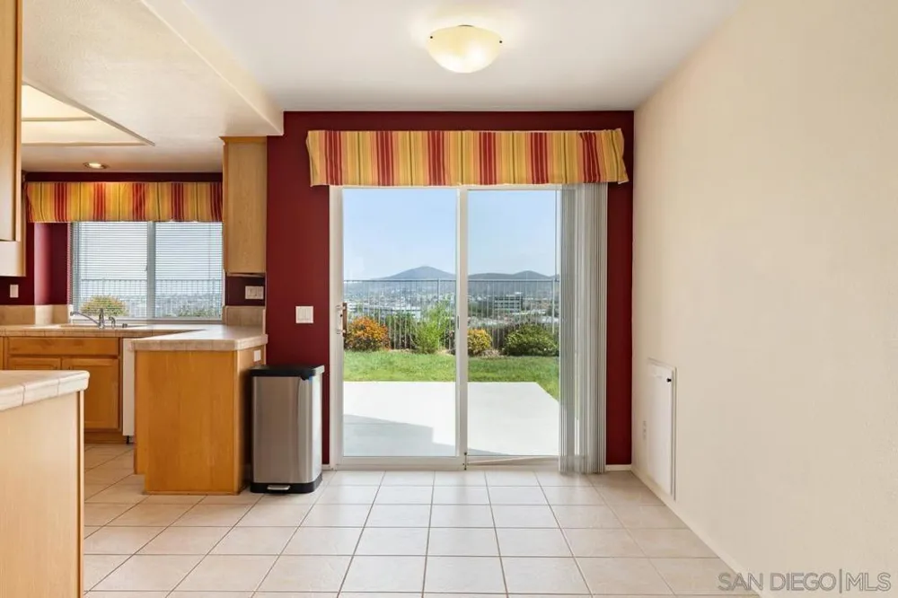 11826 Pickford San Diego, CA 92131