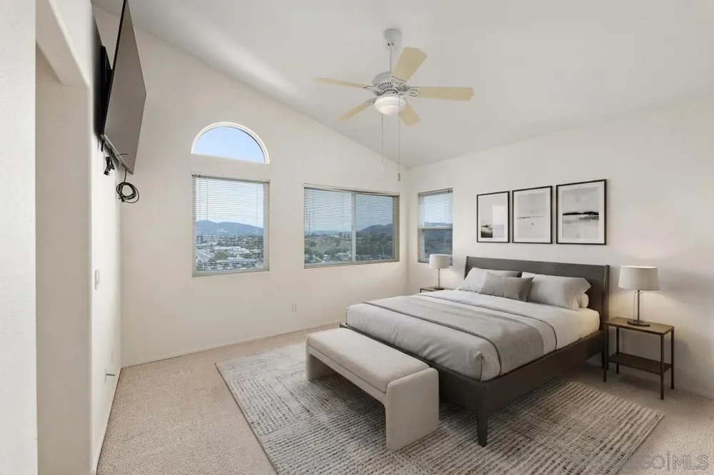 11826 Pickford San Diego, CA 92131