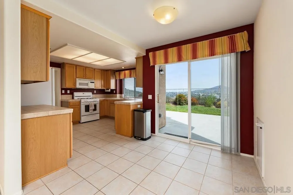 11826 Pickford San Diego, CA 92131