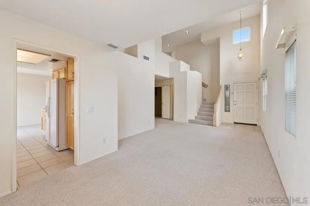 11826 Pickford San Diego, CA 92131
