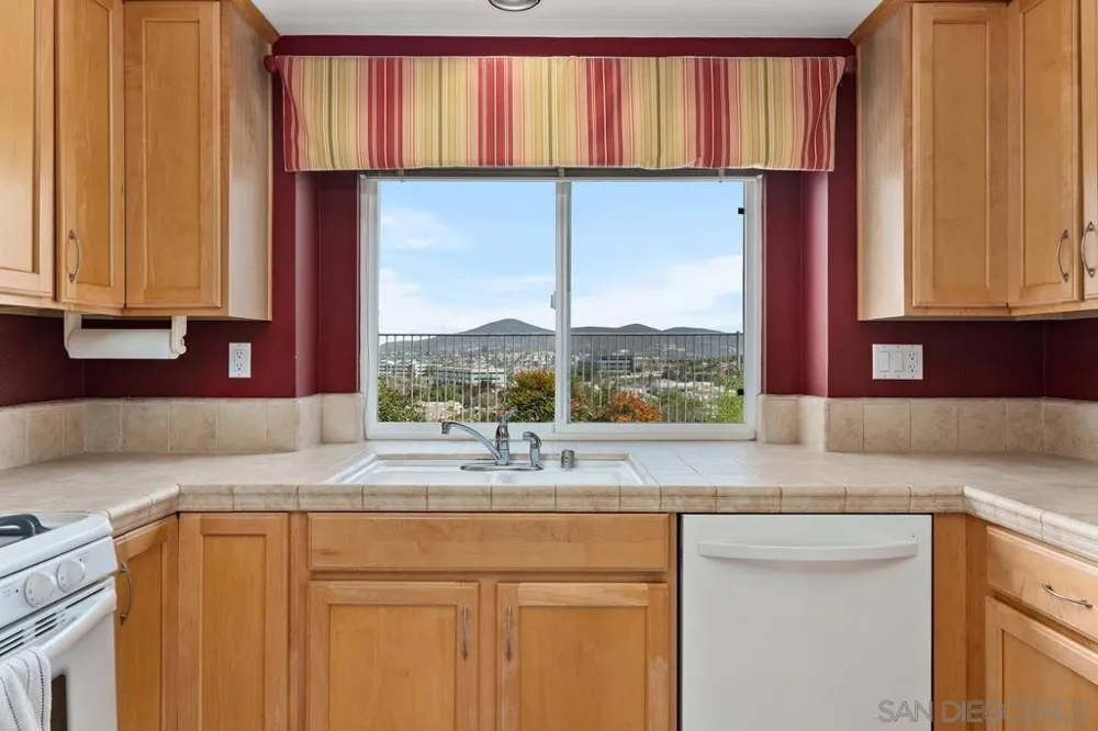 11826 Pickford San Diego, CA 92131