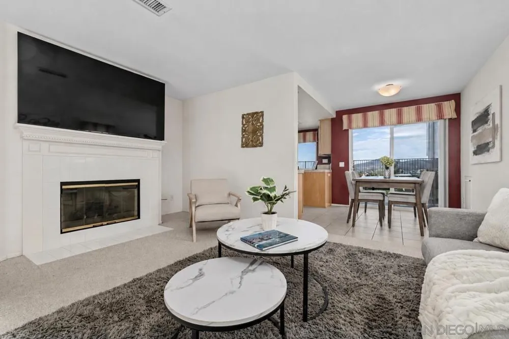 11826 Pickford San Diego, CA 92131