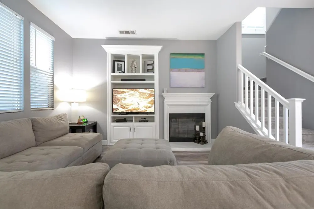 10547 Hollingsworth Way San Diego, CA 92127
