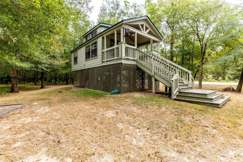 215 Center Street Cleveland, TX 77327