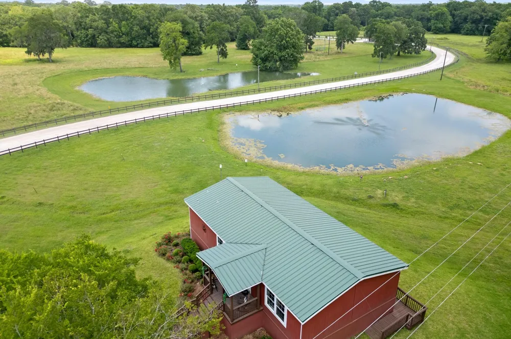 215 Center Street Cleveland, TX 77327