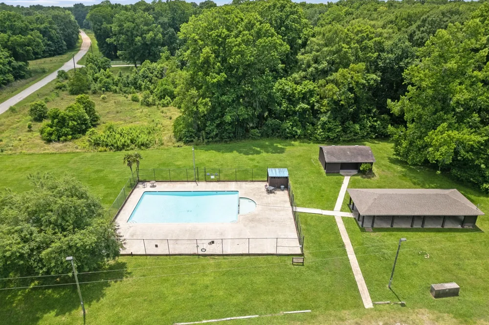 215 Center Street Cleveland, TX 77327