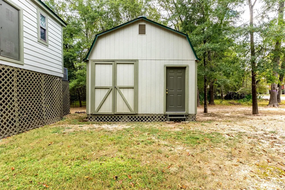215 Center Street Cleveland, TX 77327