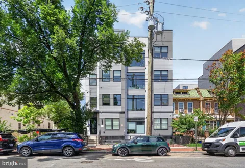 927 KENNEDY STREET NW #403