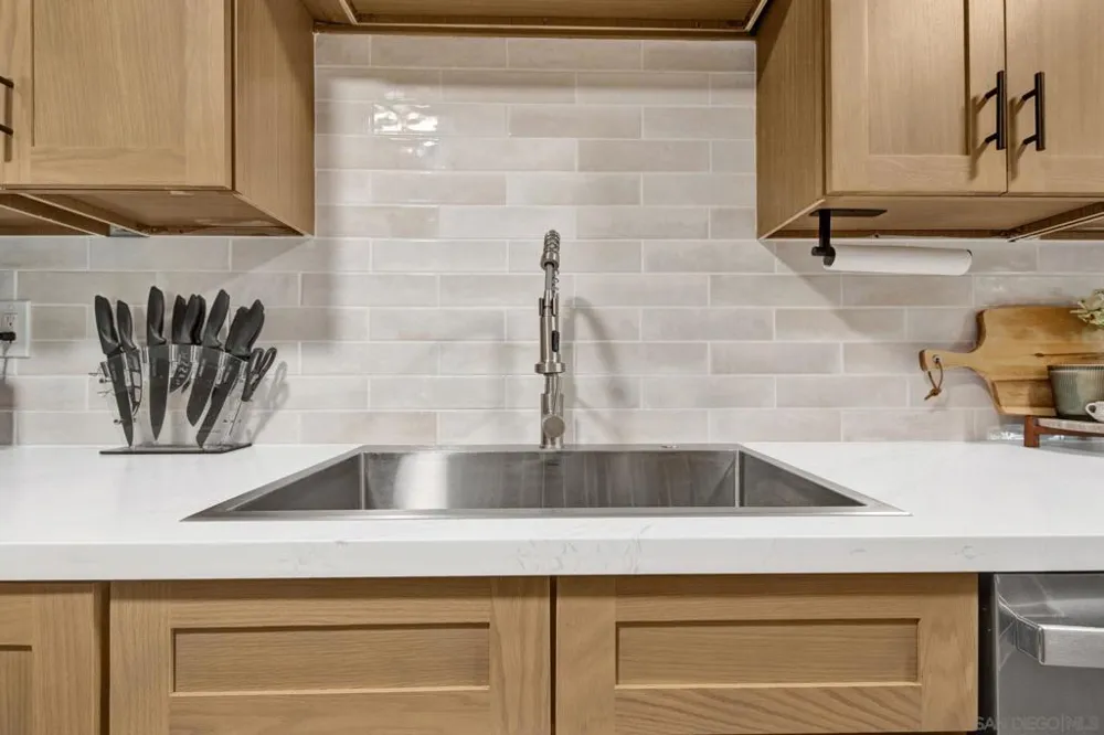 1030 Golden Springs Drive #B Diamond Bar, CA 91765