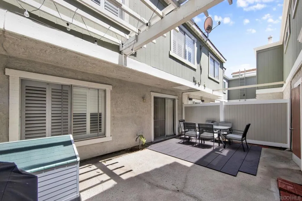 1030 Golden Springs Drive #B Diamond Bar, CA 91765
