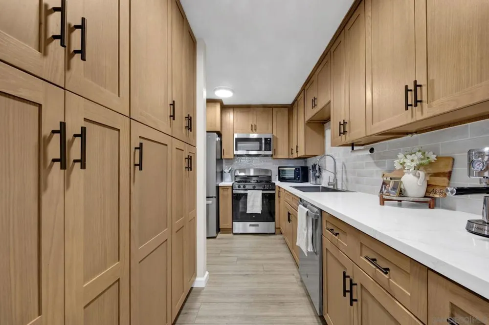 1030 Golden Springs Drive #B Diamond Bar, CA 91765