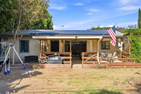 8130 Royal Park
