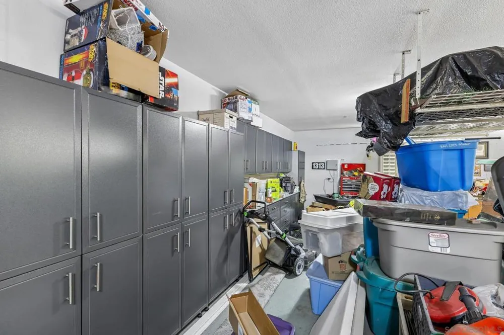 26379 Engelmann Valley Center, CA 92082