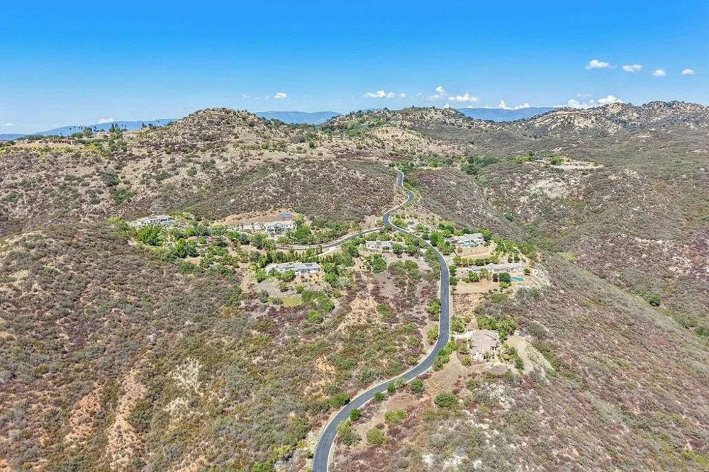 26379 Engelmann Valley Center, CA 92082